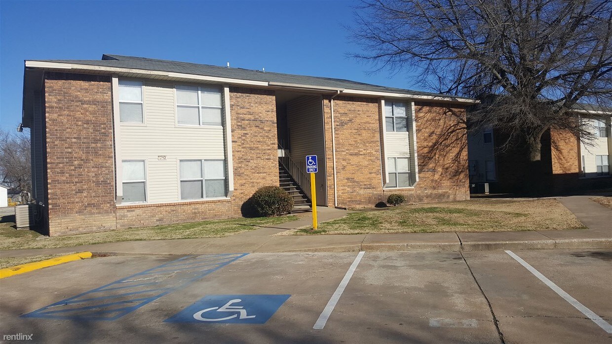 1120 B St, Commerce, OK 74339 - Room For Rent In Commerce, OK ...