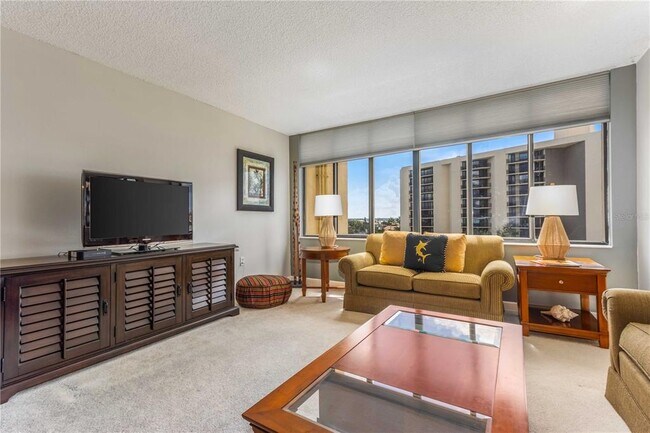 Foto del edificio - 700 Island Way