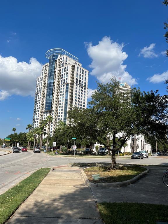 Building Photo - 3333 Allen Pkwy