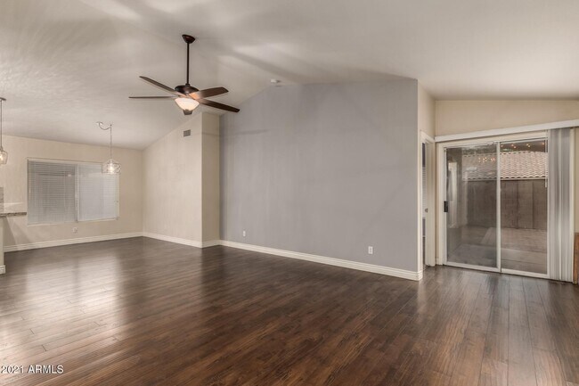 Foto del edificio - 20246 N 30th Pl