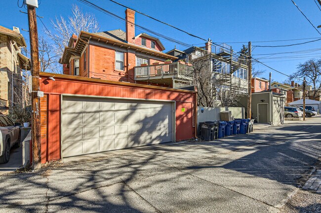 Building Photo - 1351 N Franklin St