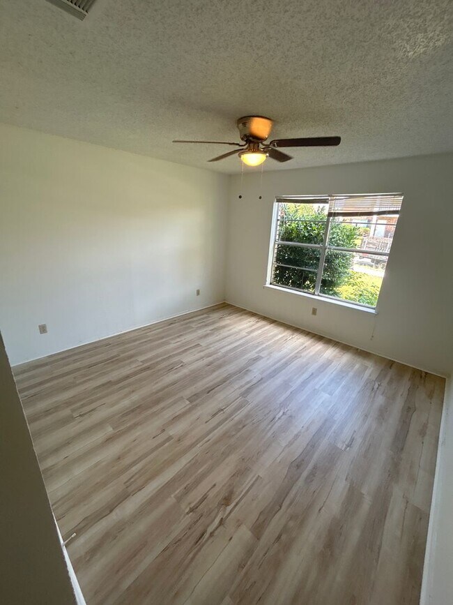 Foto del edificio - 5510 Brookview Ct