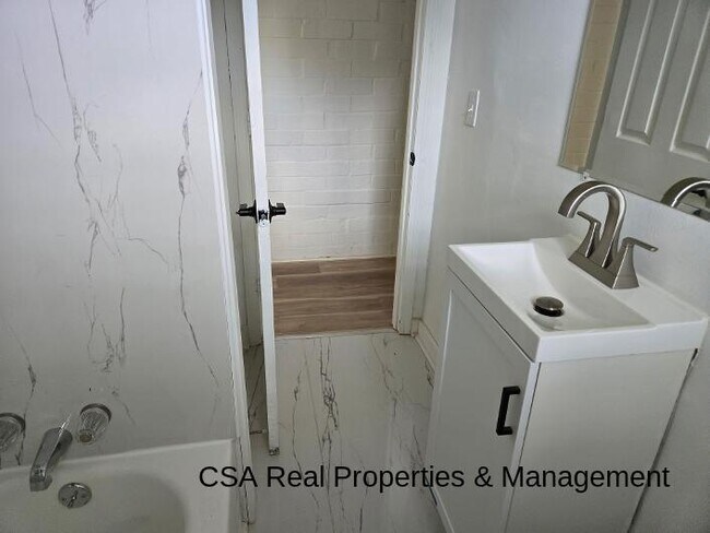 Foto del edificio - 4144 Briscoe St NW
