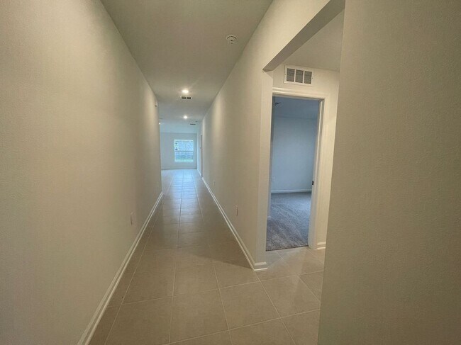 Foto del edificio - 1543 Jessica Blvd