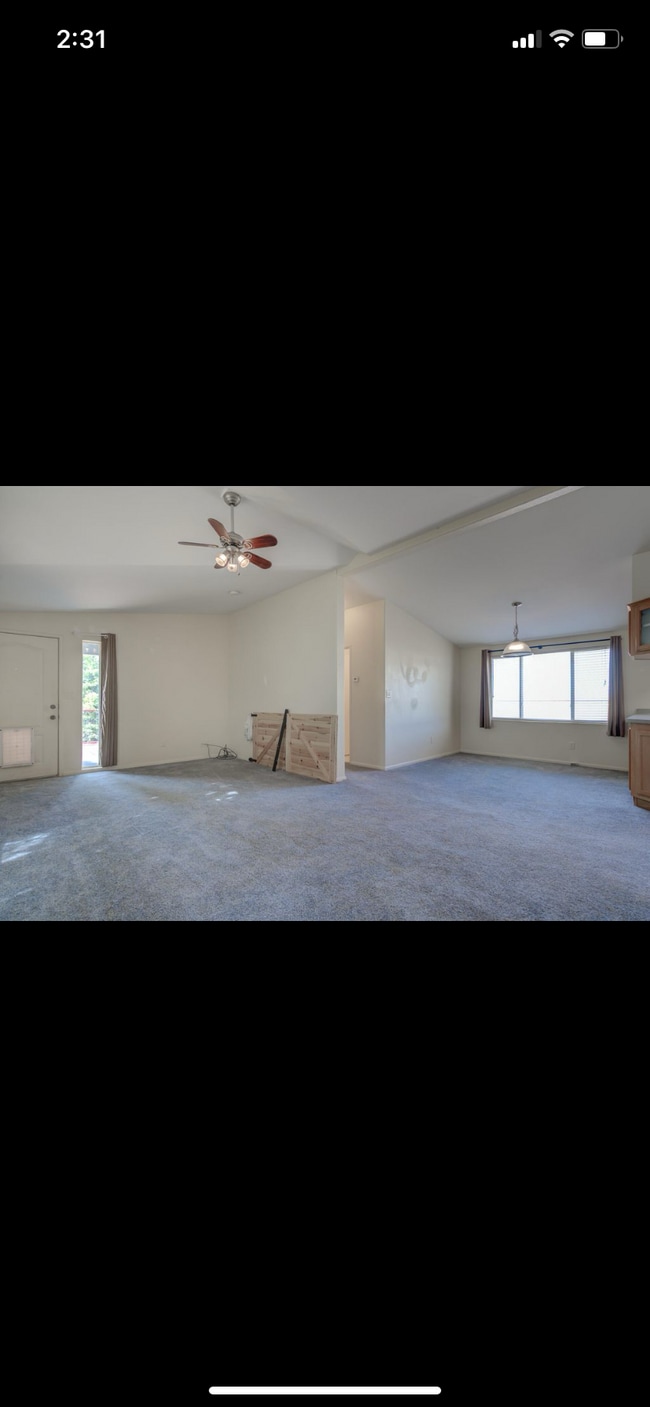 Building Photo - 21560 S Powerhouse Rd