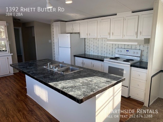 Foto del edificio - 3 Bed 2 Bath Mobile Home on Rhett Butler Rd.