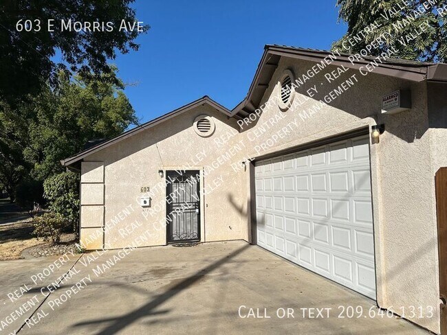 Foto del edificio - Spacious Modesto 3 Bedroom 2 Bath 2 Car Ga...