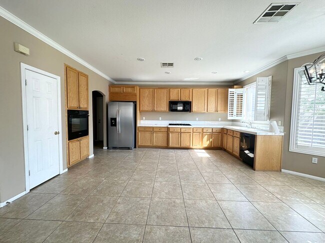 Foto del edificio - Gorgeous single-family house has 4 Bedroom...