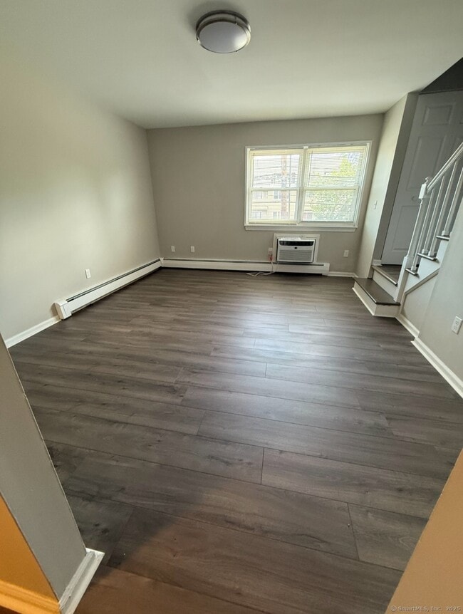 Building Photo - 3245 Main St