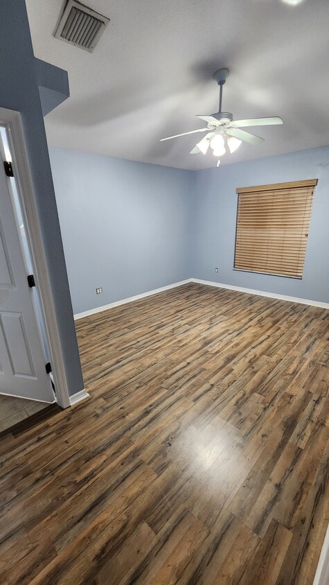 Building Photo - 293 Aristotle St