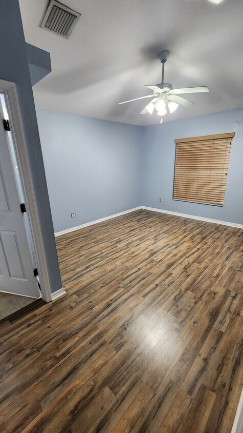 Foto del edificio - 293 Aristotle St