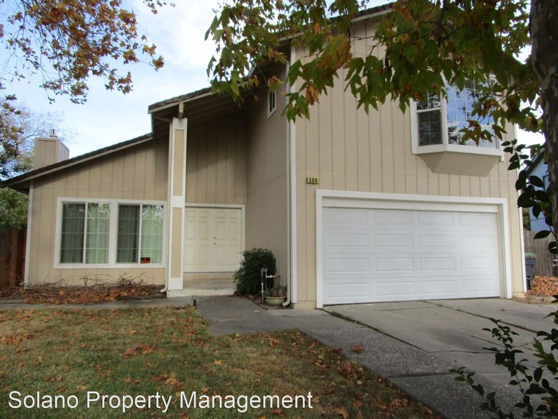 Primary Photo - 3 br, 2.5 bath House - 504 Yuba Cr.