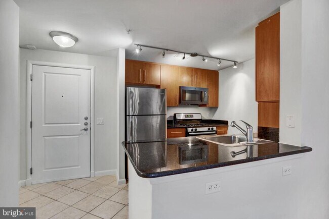 Foto del edificio - 1021 N Garfield St