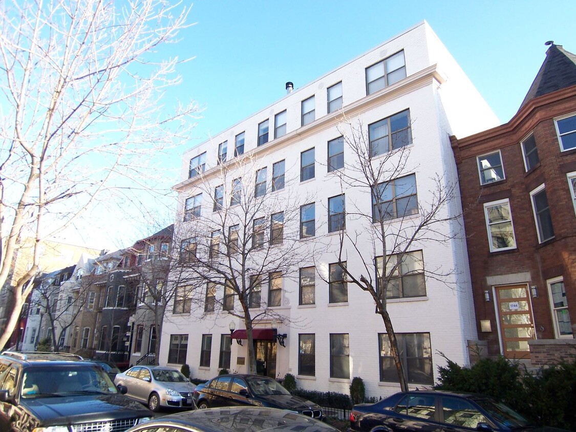 Primary Photo - DuPont Circle Centrally Located Studio w/F...