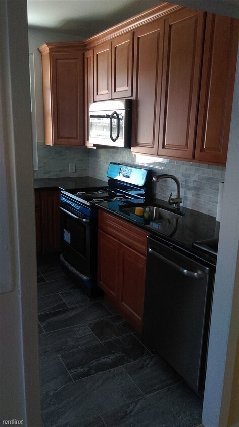 Foto principal - 517 Lake St