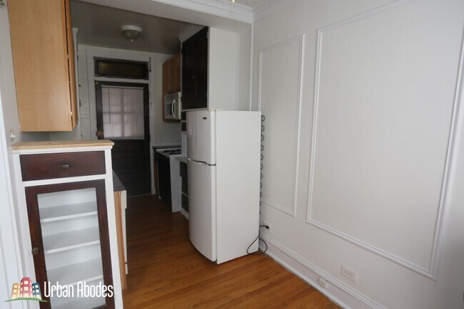 Foto del edificio - 4542 N Maplewood Ave