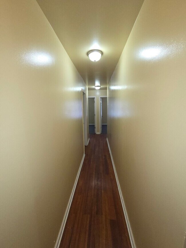 Building Photo - 6669 S Michigan Ave