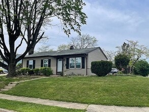 Building Photo - 463 Carrollton Dr