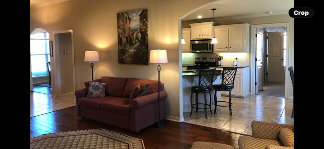 Building Photo - 2622 N Brush Creek Dr