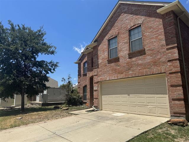 Building Photo - 5620 Crestwood Dr