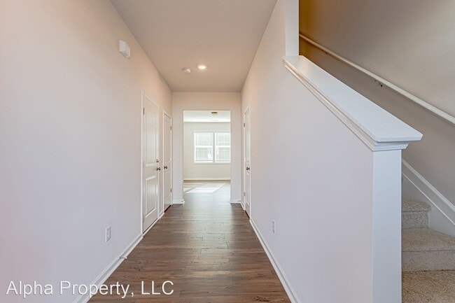 Building Photo - 3 br, 2.5 bath House - 165 Clingstone Trl