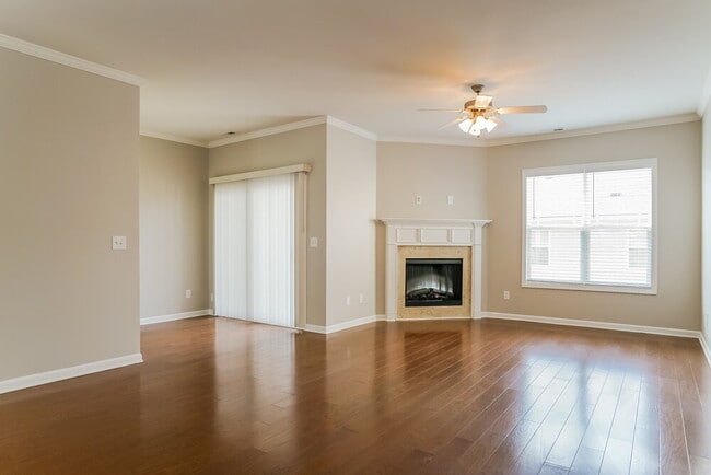 Building Photo - 705 Keystone Park Dr
