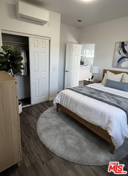 Foto del edificio - 929 W 23rd St