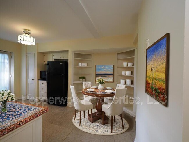 Foto del edificio - 334 W Hampton Ave