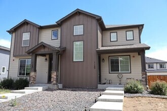 Building Photo - 1169 Bon Homme Richard Dr