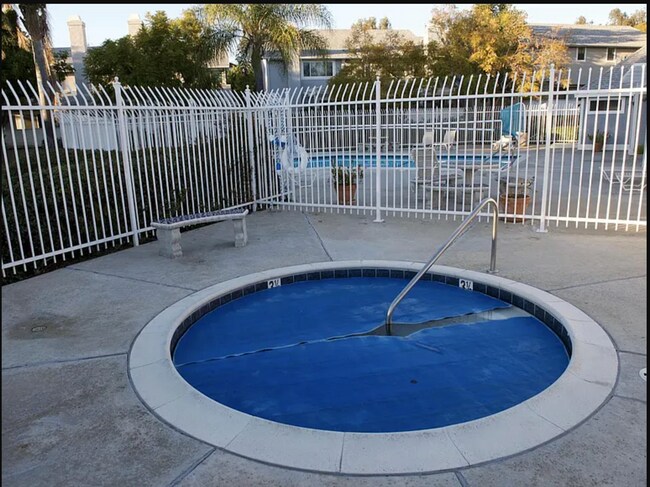 Building Photo - 383 Windjammer Cir
