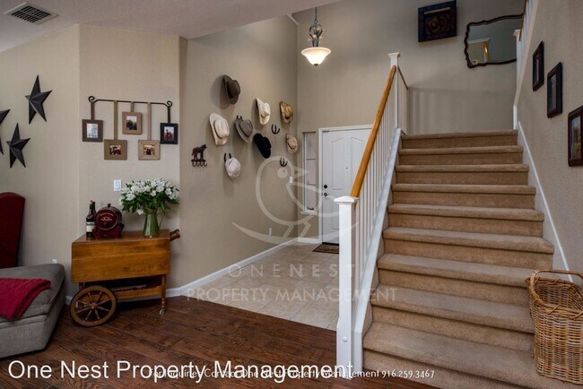 Building Photo - 4 br, 2.5 bath House - 2569 Century Oak Drive