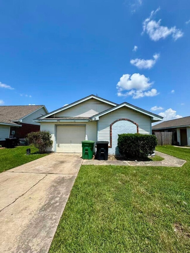 Building Photo - 4630 Croker Ridge Rd