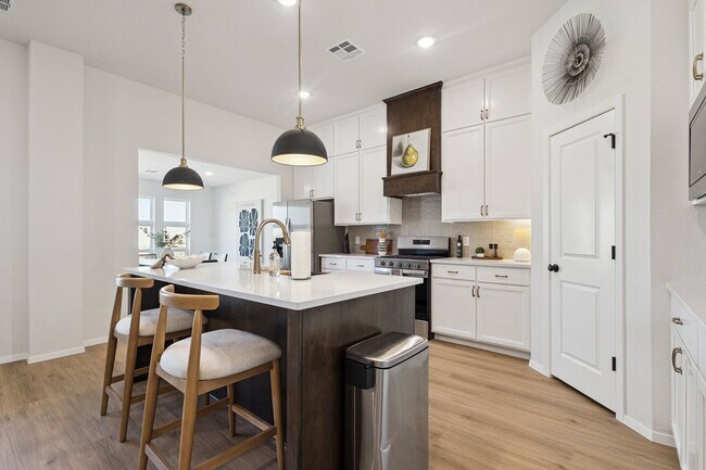 Foto del edificio - Modern Comfort Meets Turn-Key Living in Owasso’s Newest Build