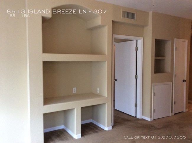 Building Photo - 8513 Island Breeze Ln