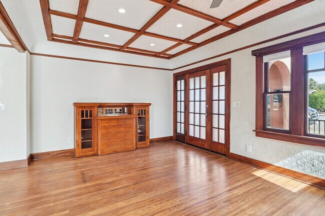 Foto del edificio - 3114 Bancroft St