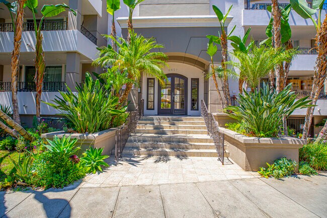 Foto del edificio - 4637 Willis Ave