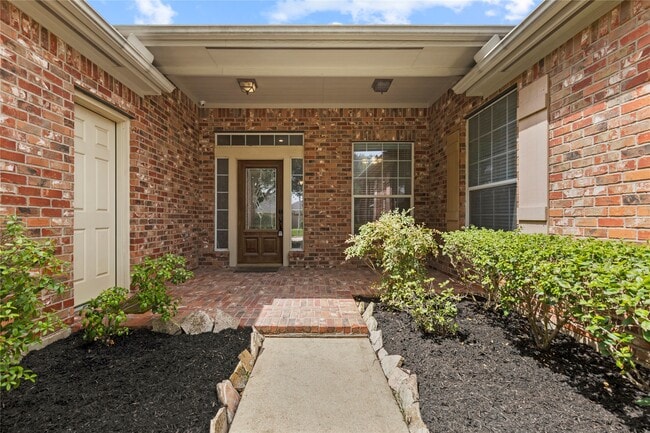 Foto del edificio - 521 Ironwood Forest Dr