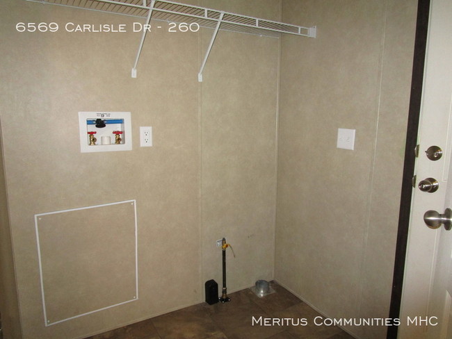 Building Photo - Lease a lifestyle makeover!