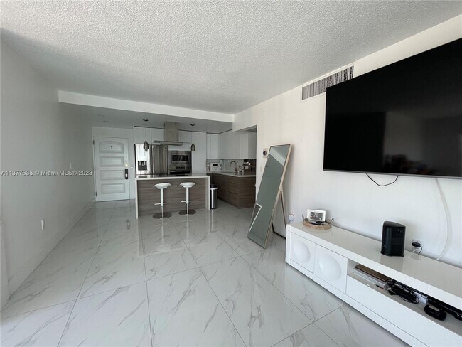 Foto del edificio - 11111 Biscayne Blvd