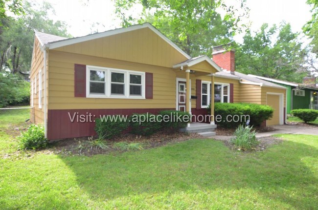 Foto del edificio - 8408 Cherry St