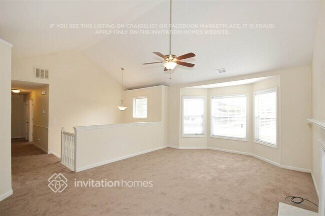 Building Photo - 320 Ashland Manor Dr