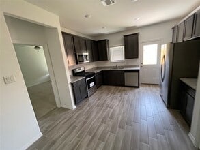 Building Photo - 25572 Northpark Palm Dr