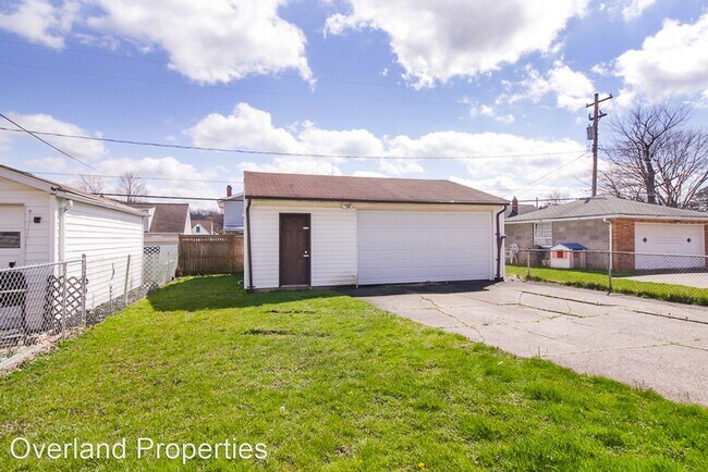Foto del edificio - 3 br, 1 bath House - 2831 Grovewood Ave