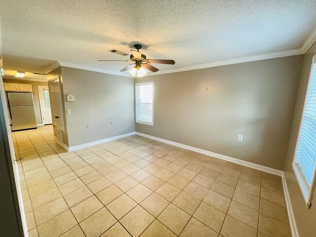 Photo - 2BD/2.5BA FOR RENT Townhome