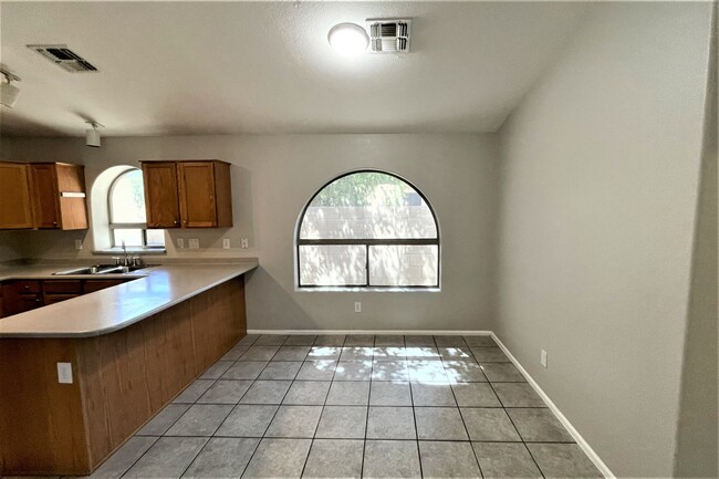 Building Photo - 16030 W Diamond Street