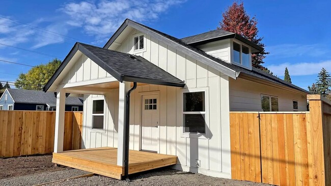 Foto del edificio - 17775 SW Alexander St