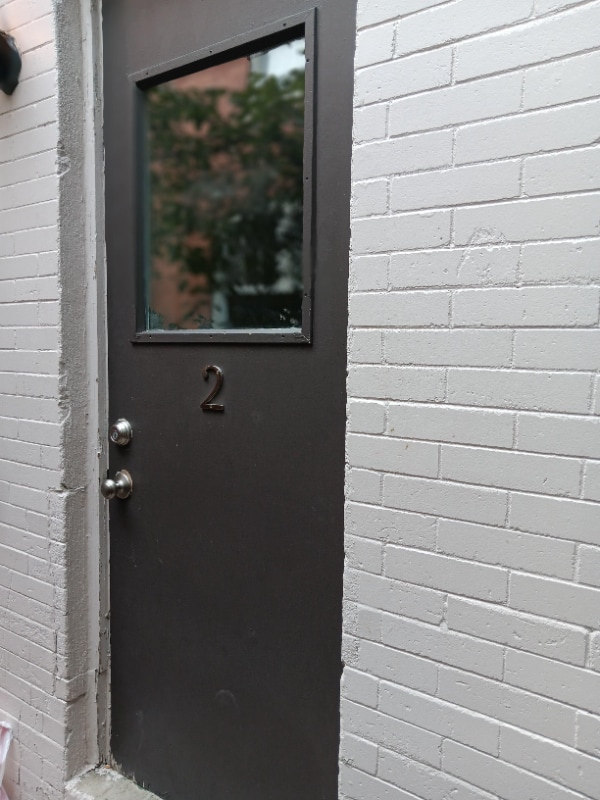 Building Photo - 1301 High St