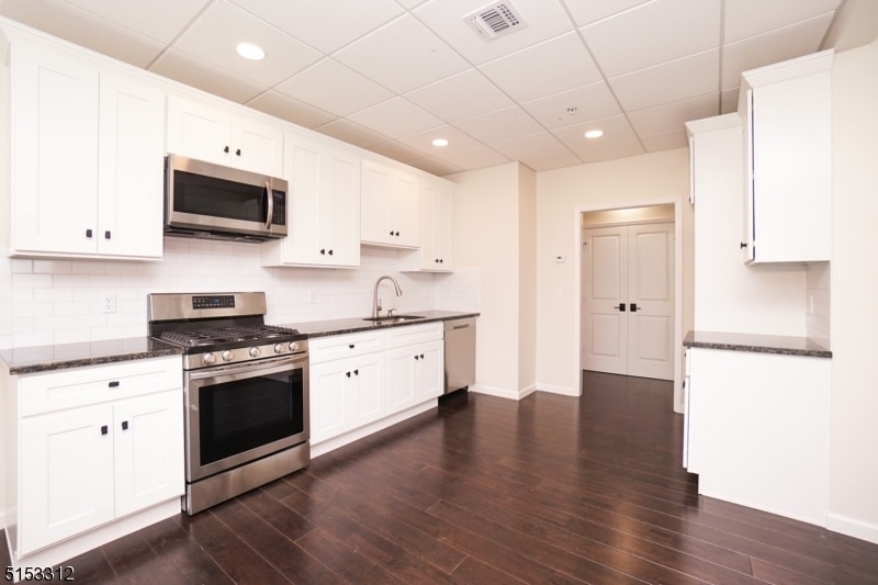 15 Church St Unit 3, Vernon, NJ 07462 Room for Rent in Vernon, NJ