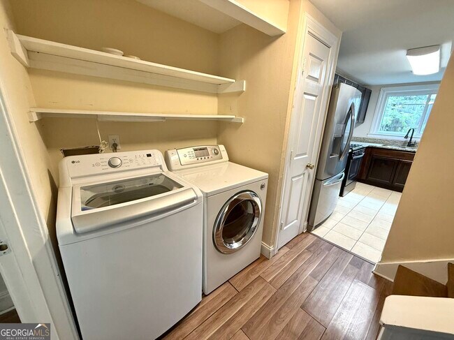 Foto del edificio - 1220 Kennesaw Trace Ct