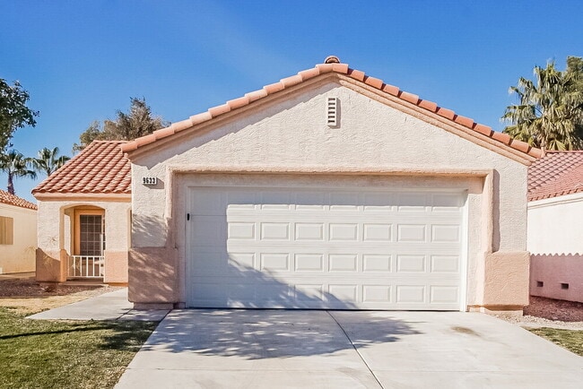 Building Photo - 9633 Crystal Ridge Rd
